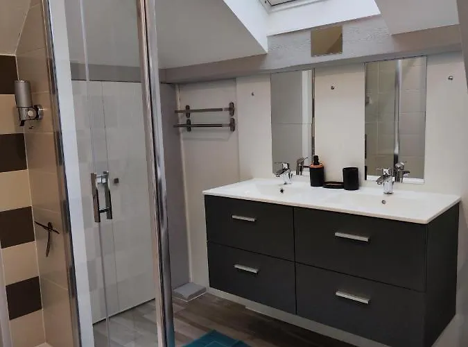 Chez Mamie Apartment *